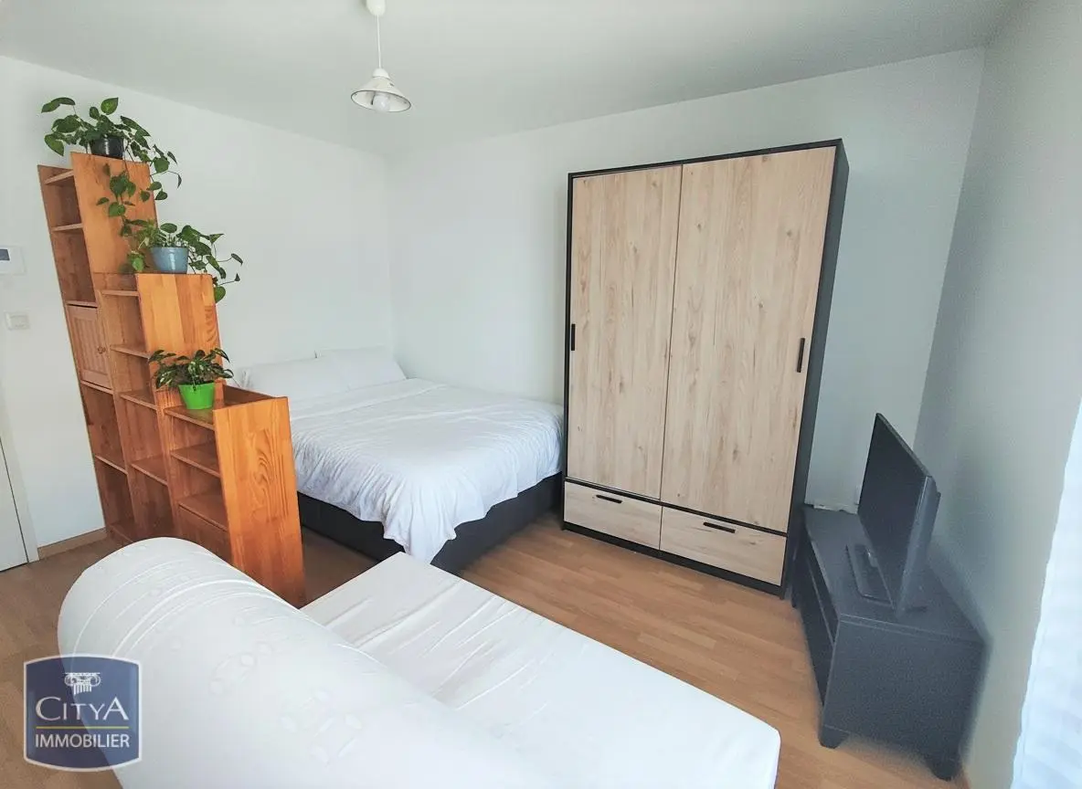 Photo 1 Appartement 1 pièce 25m²