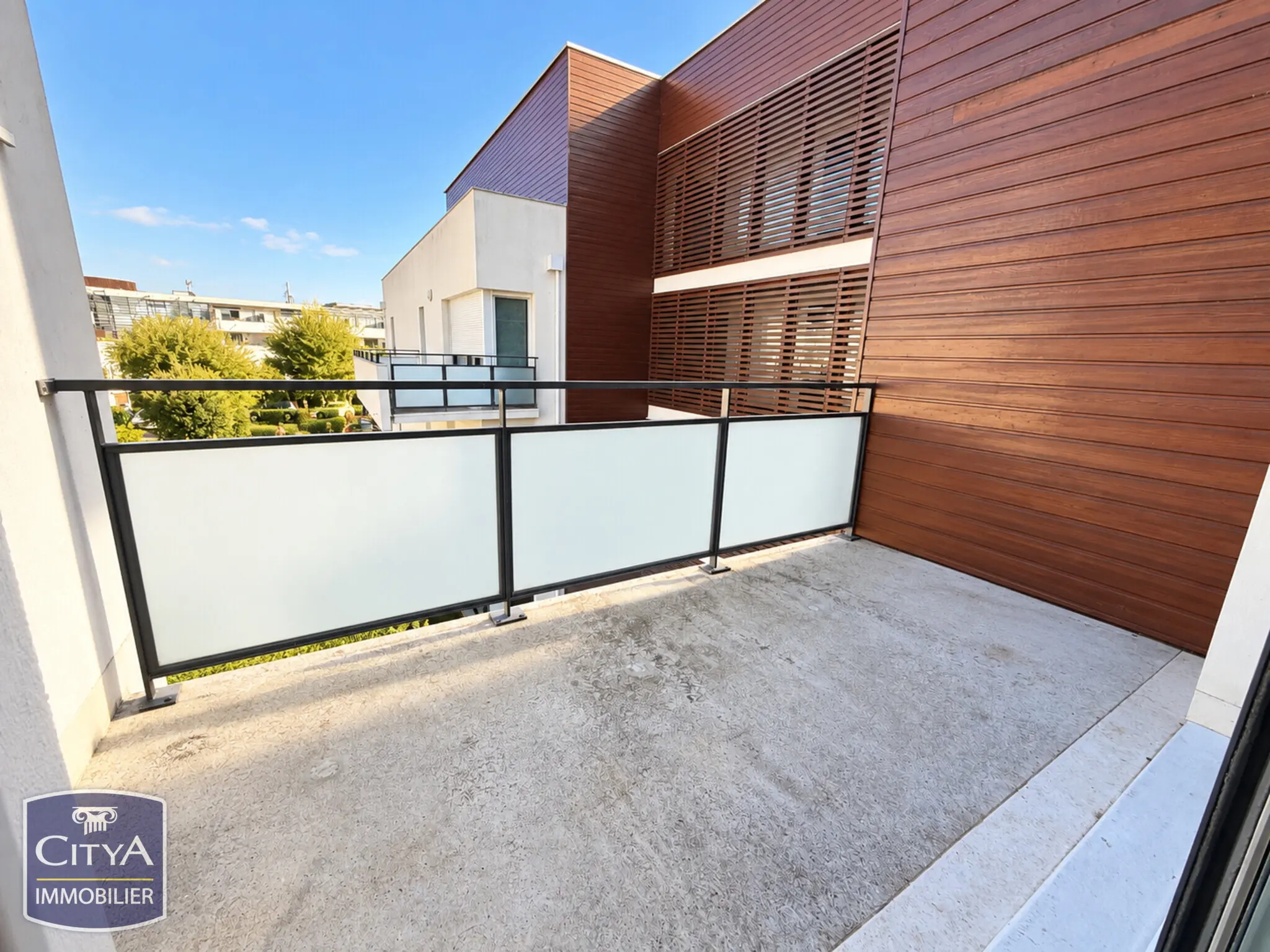 Photo 2 Appartement 1 pièce 27m²