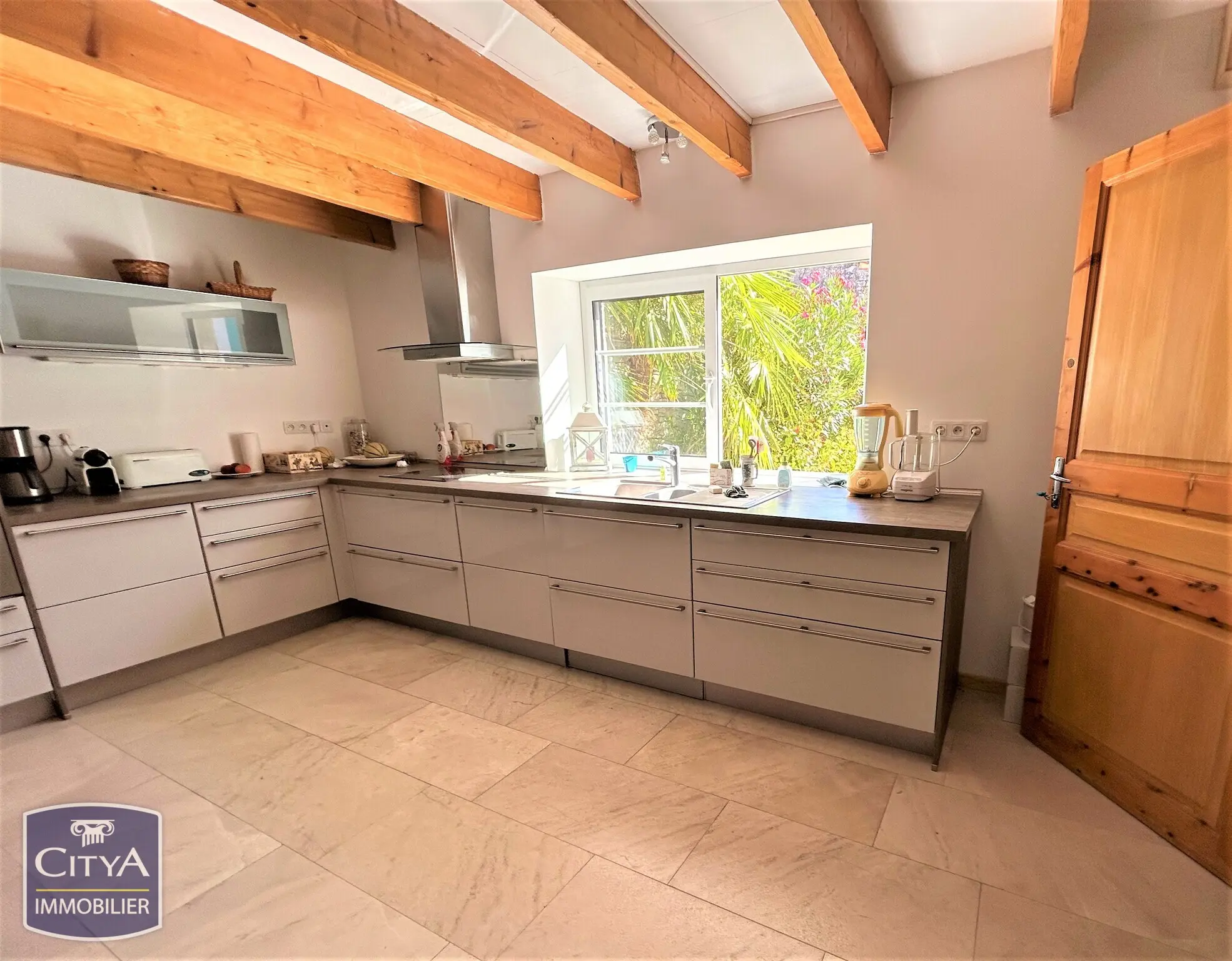 Photo 5 Maison 8 pièces 265m²