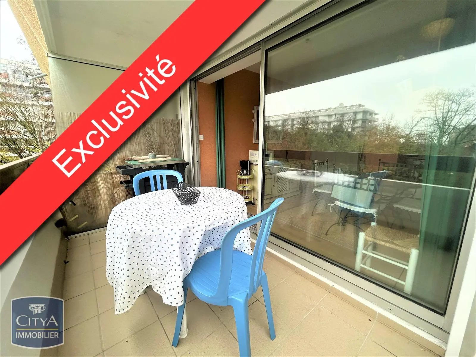 Photo 1 Appartement 1 pièce 27.5m²