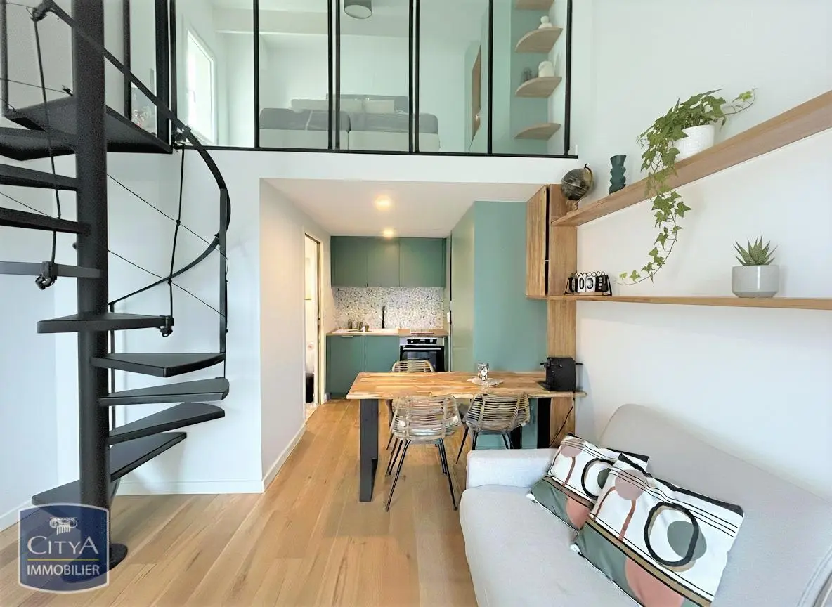 Photo 2 Appartement 1 pièce 30m²