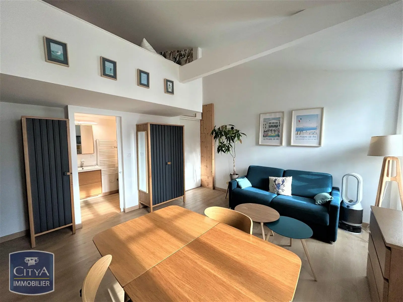 Photo 1 Appartement 1 pièce 23.9m²