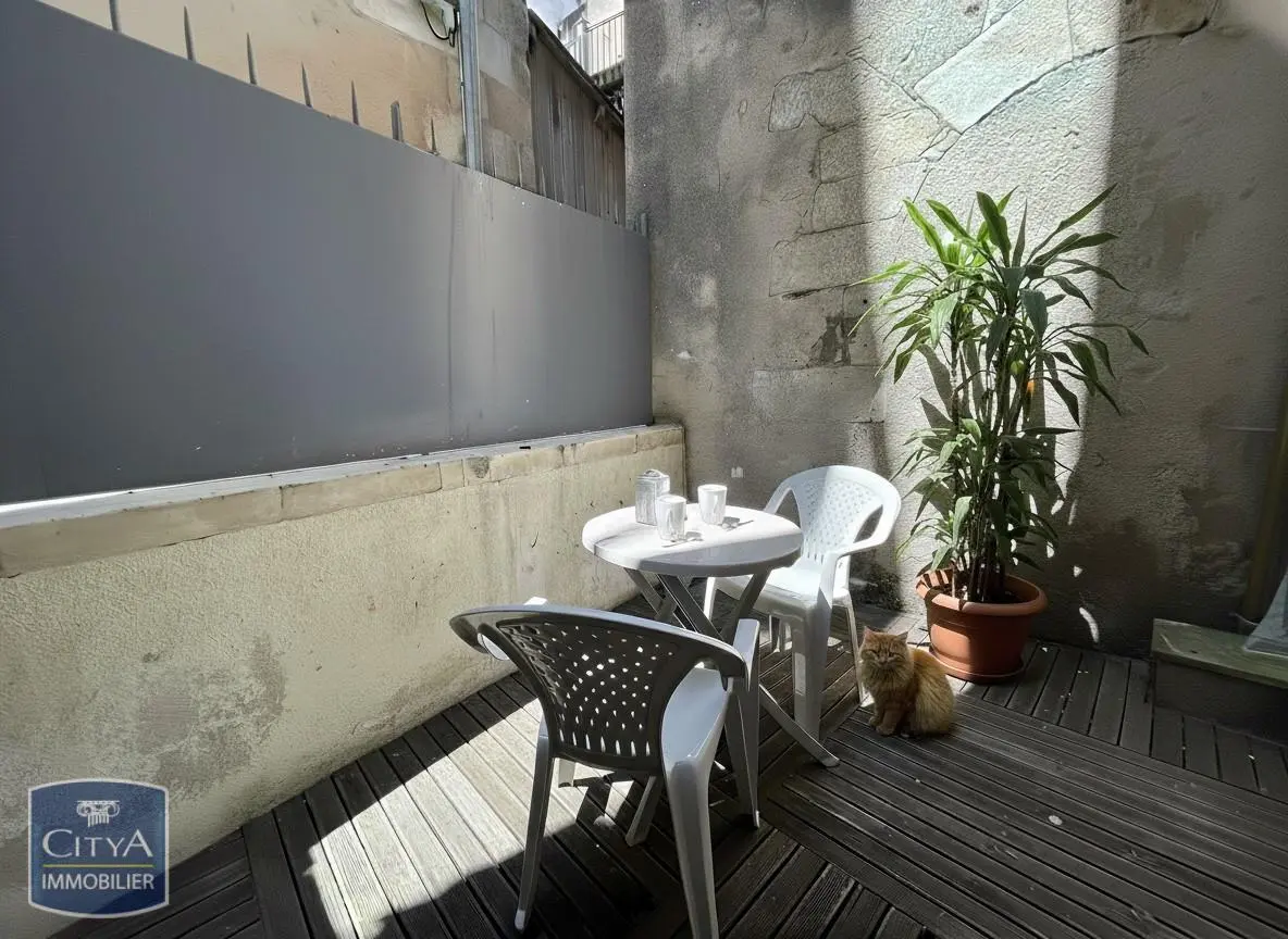 Photo 1 Appartement 1 pièce 20m²