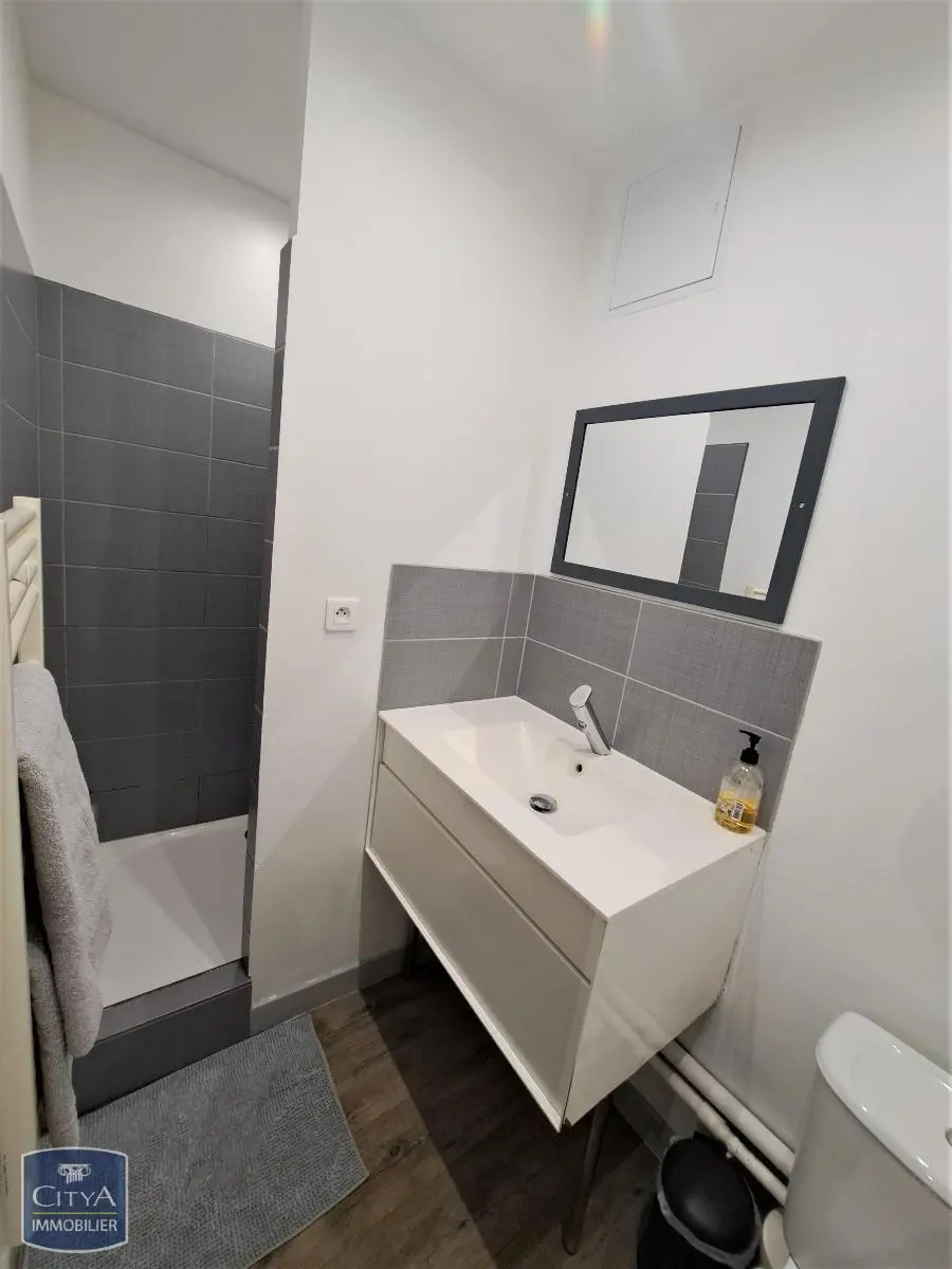 Photo 2 Appartement 1 pièce 26m²