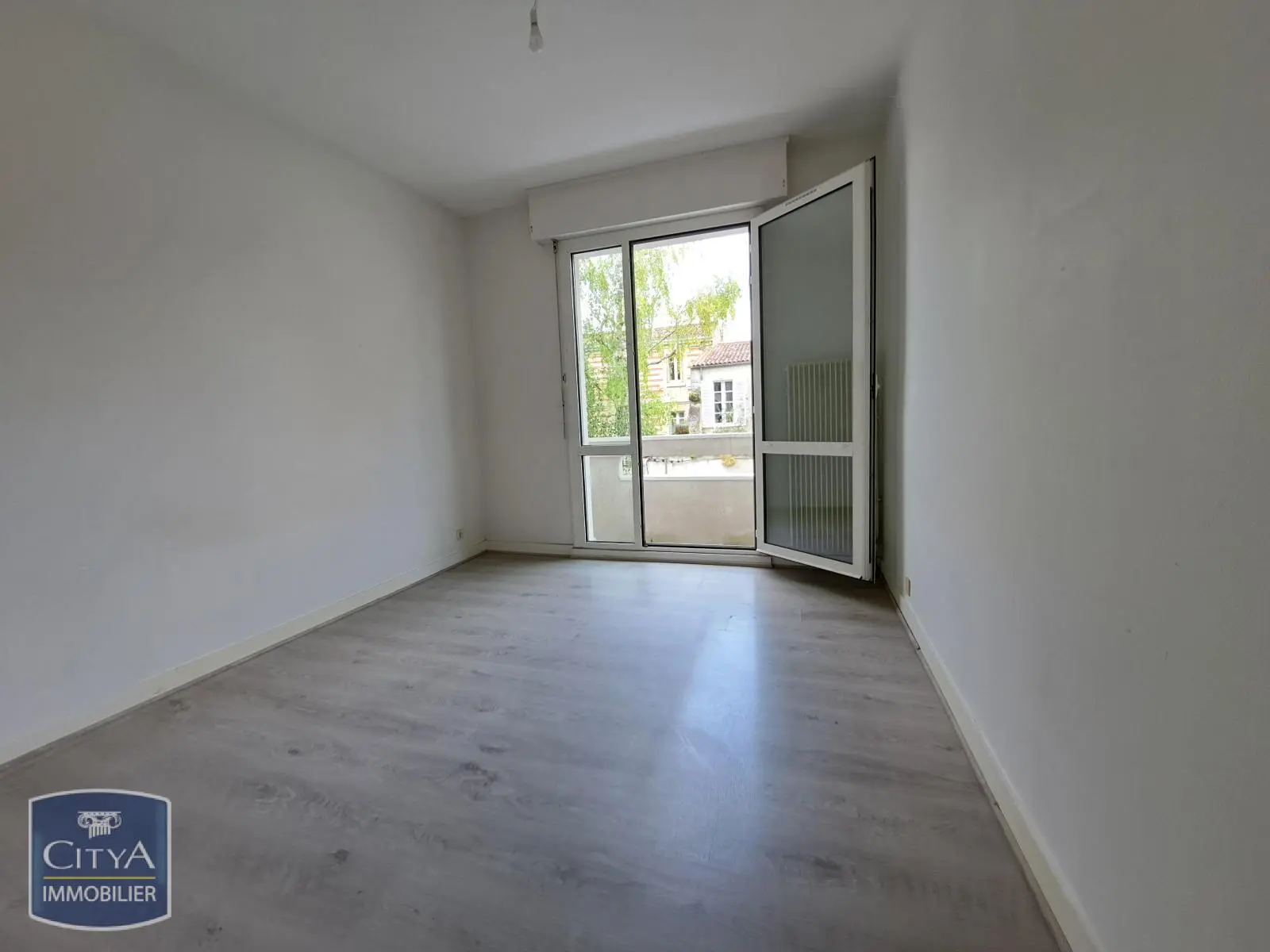 Photo 2 appartement La Rochelle