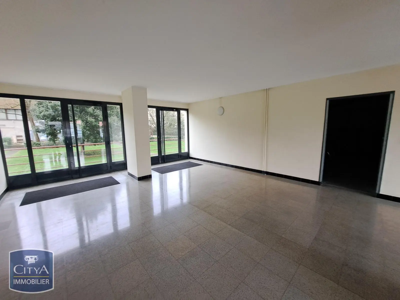 Photo 1 Appartement 3 pièces 76m²