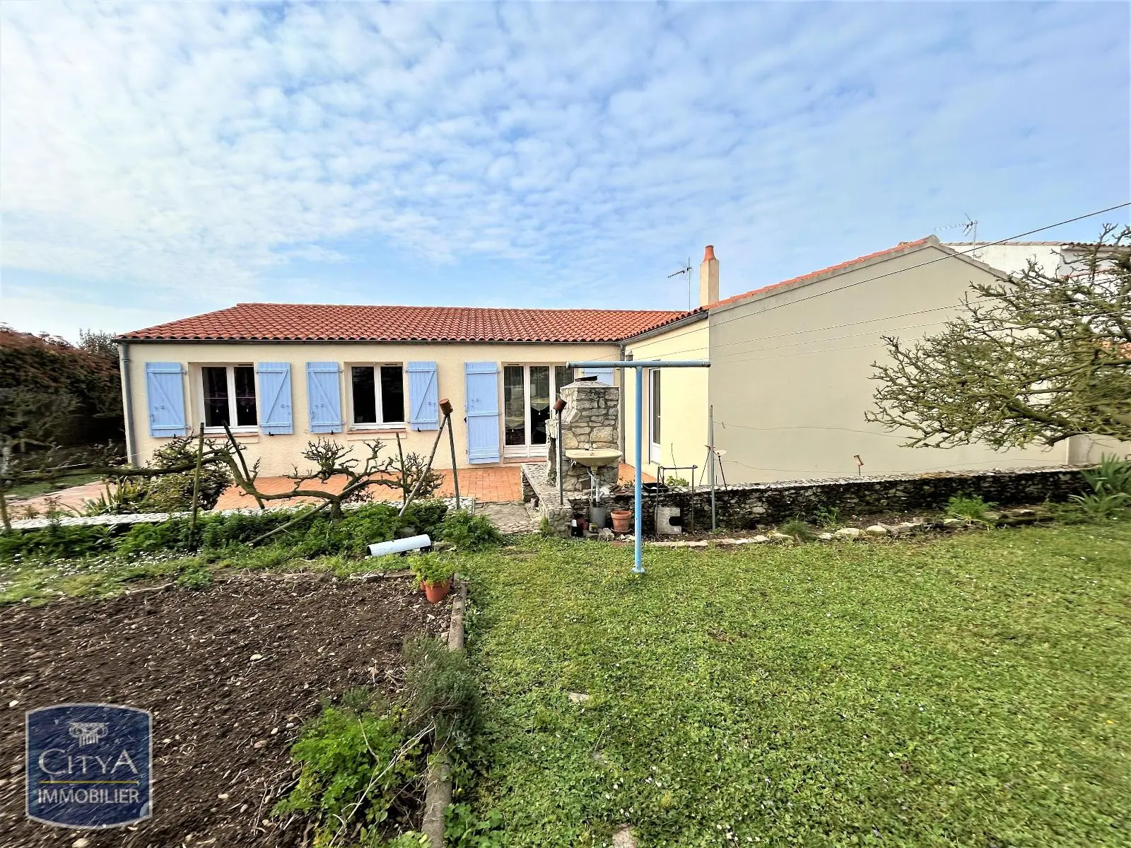 Photo 1 Maison 6 pièces 140m²