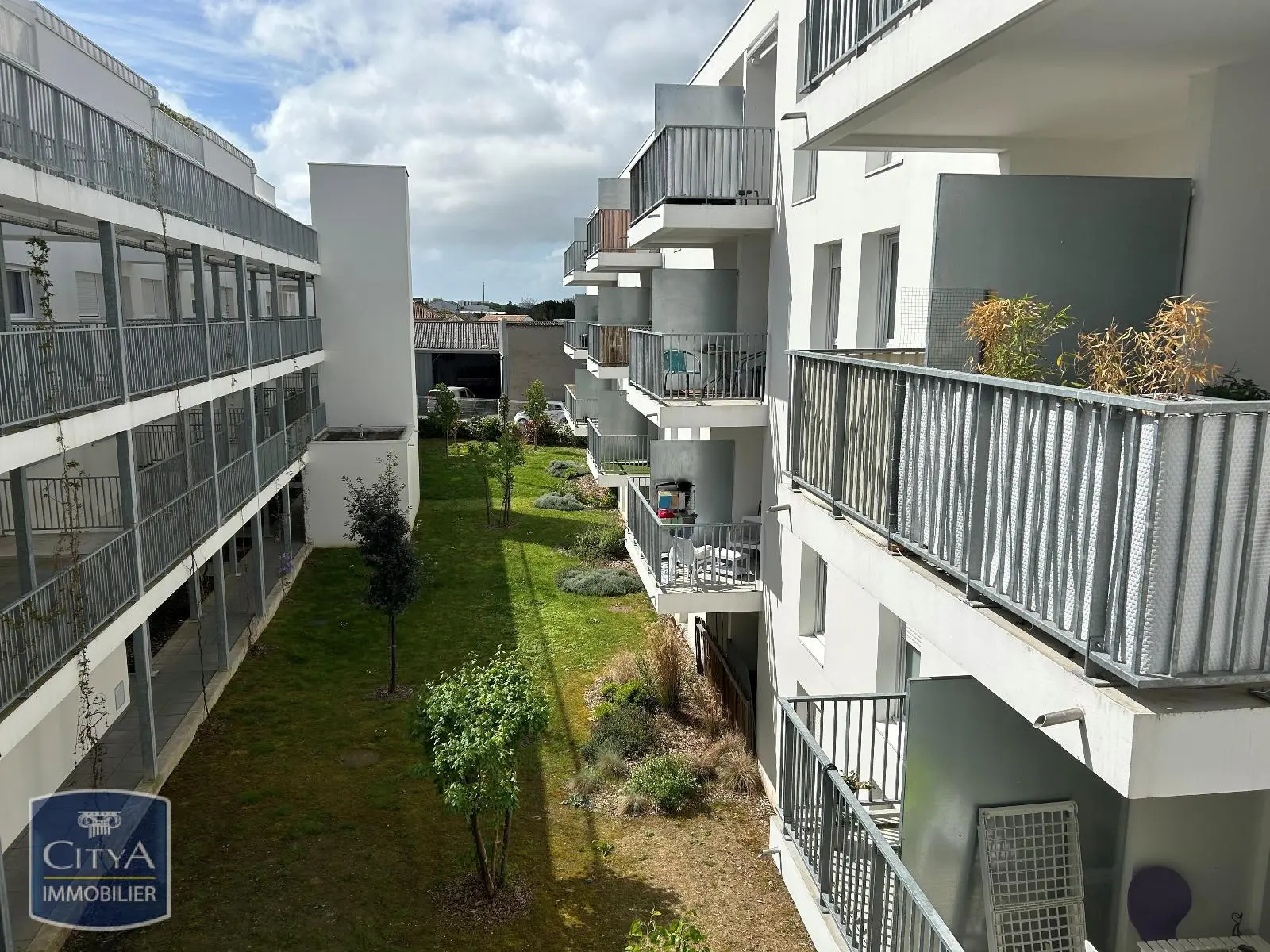 Photo 1 Appartement 4 pièces 102m²