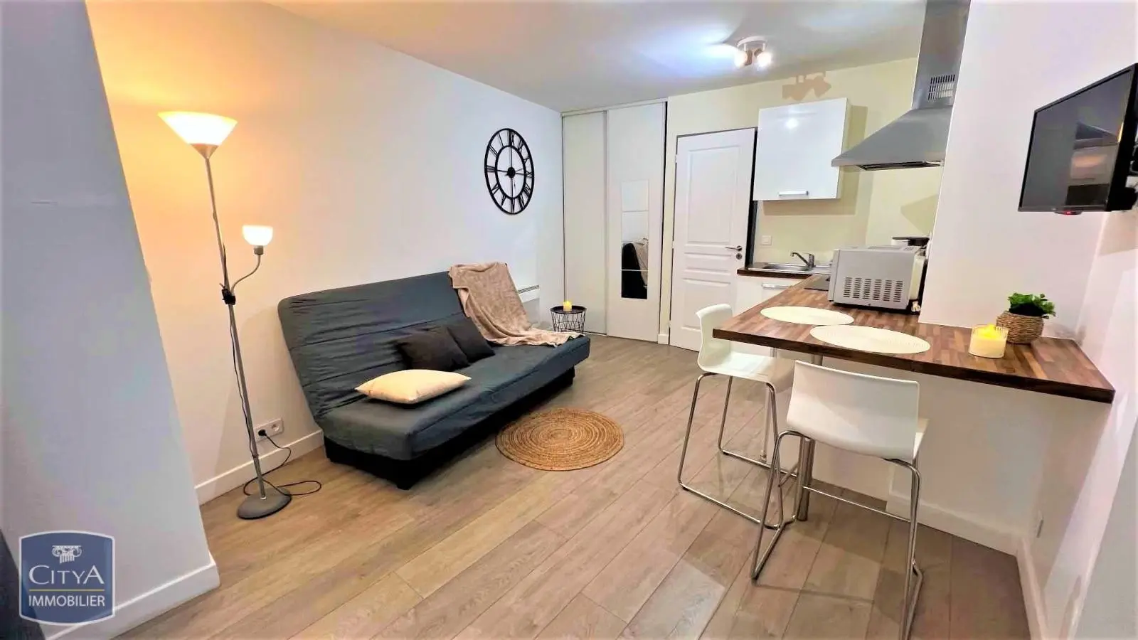 Photo 2 Appartement 1 pièce 20m²