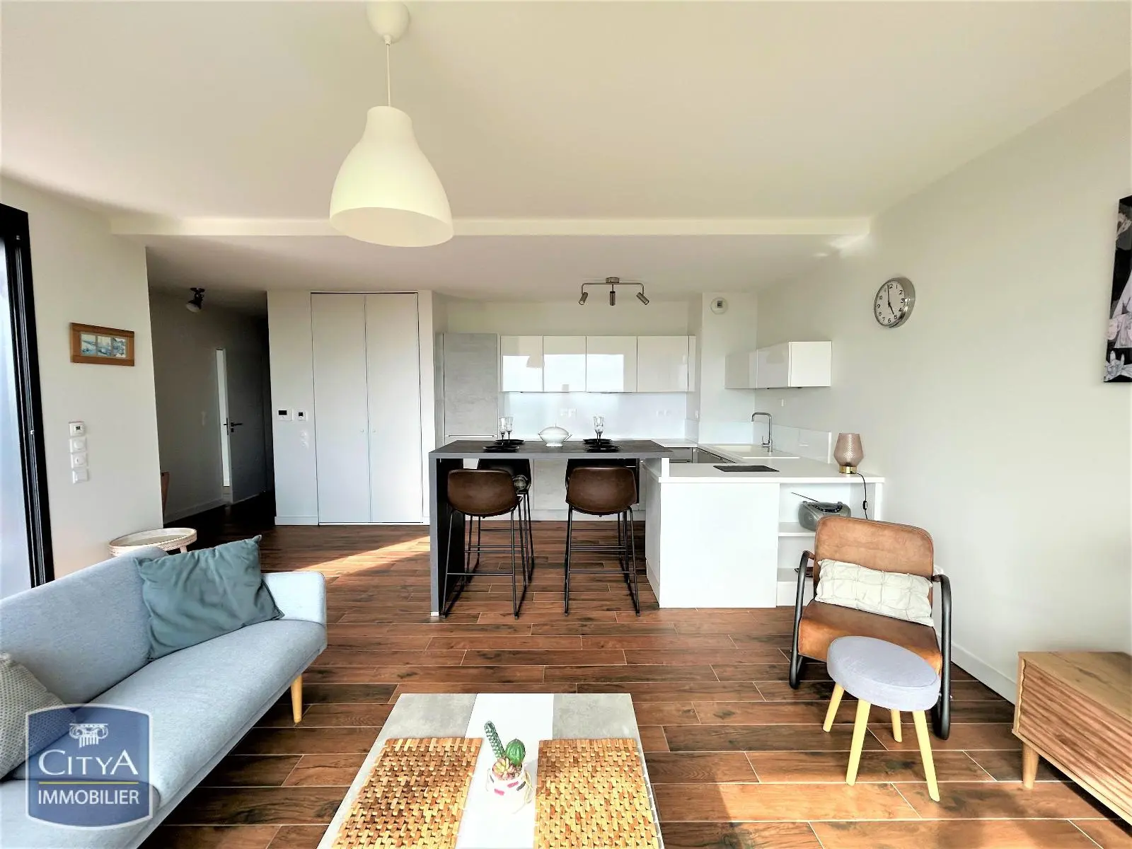 Photo 3 Appartement 2 pièces 58m²