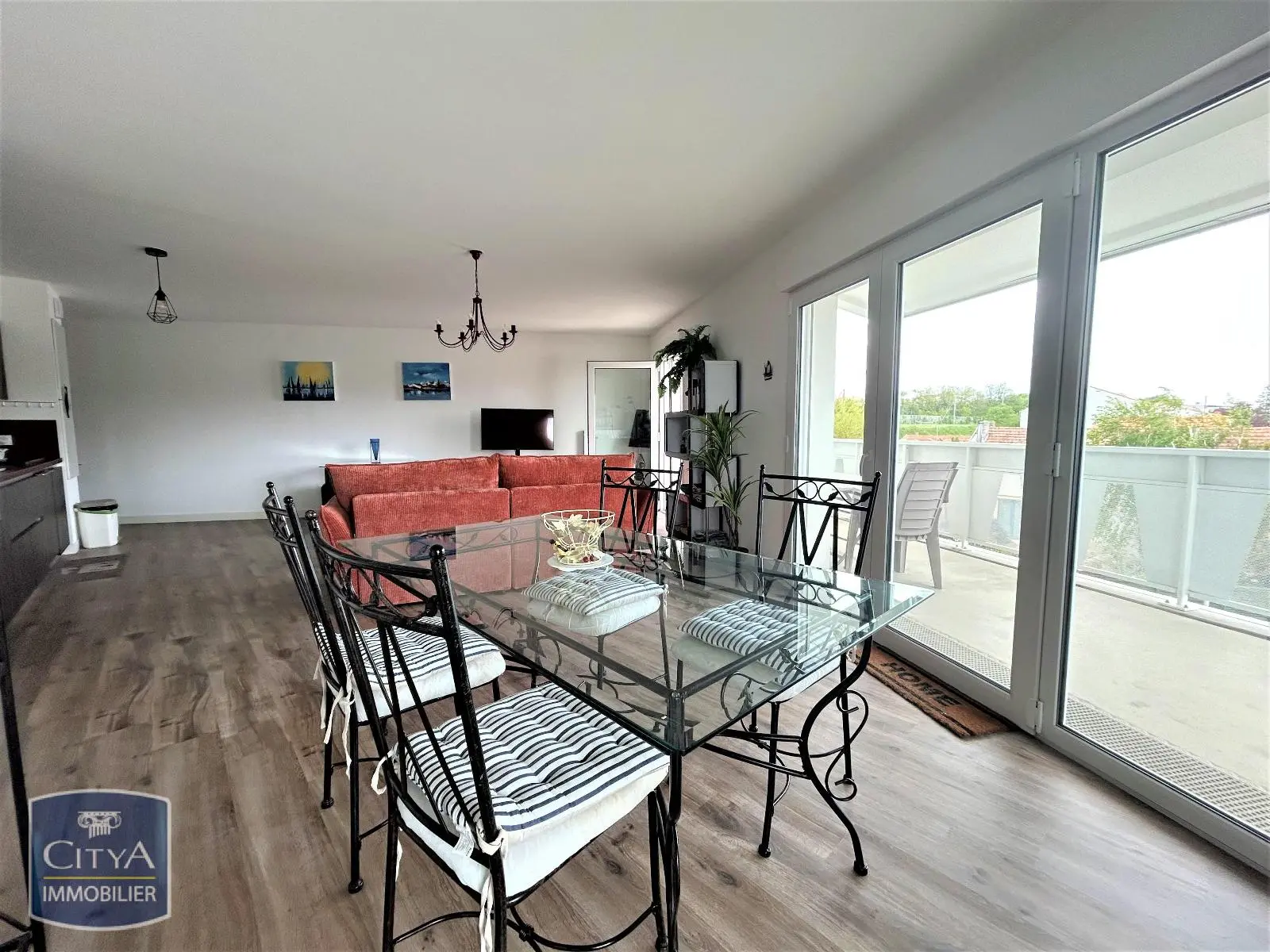 Photo 2 Appartement 4 pièces 102m²
