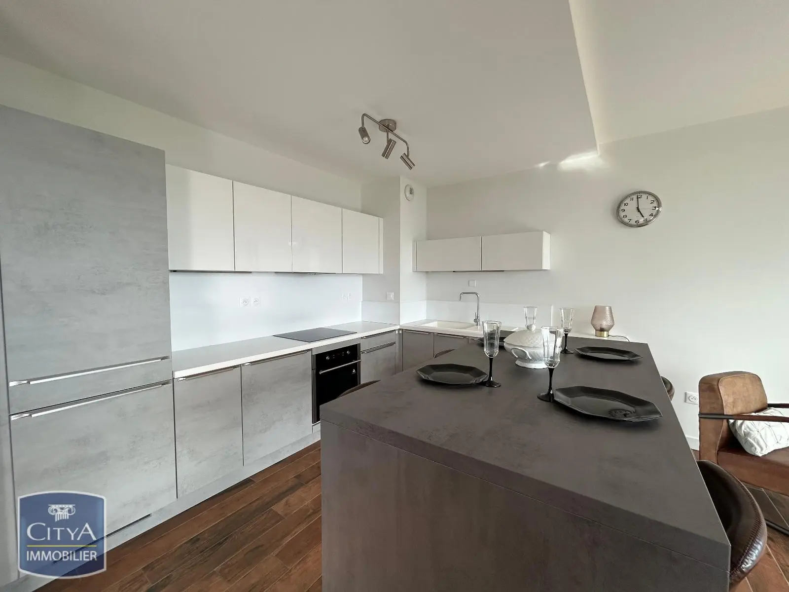 Photo 2 Appartement 2 pièces 58m²