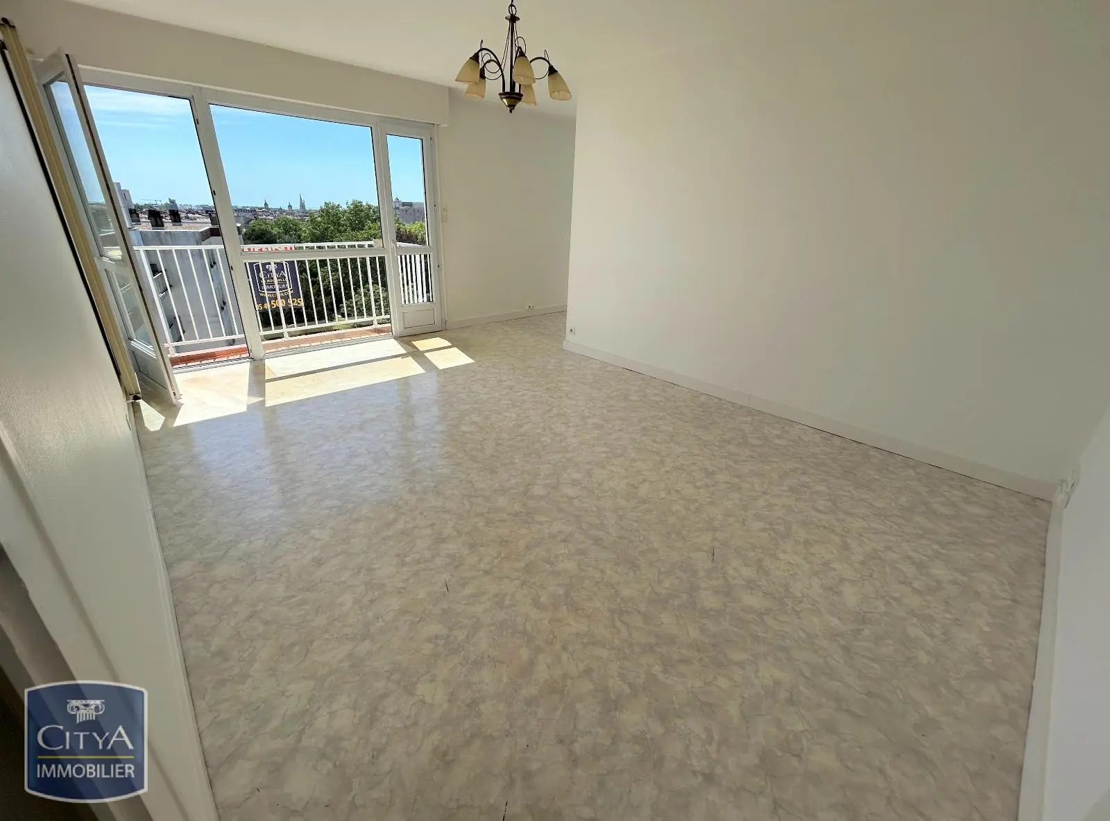 Photo 2 Appartement 4 pièces 73m²