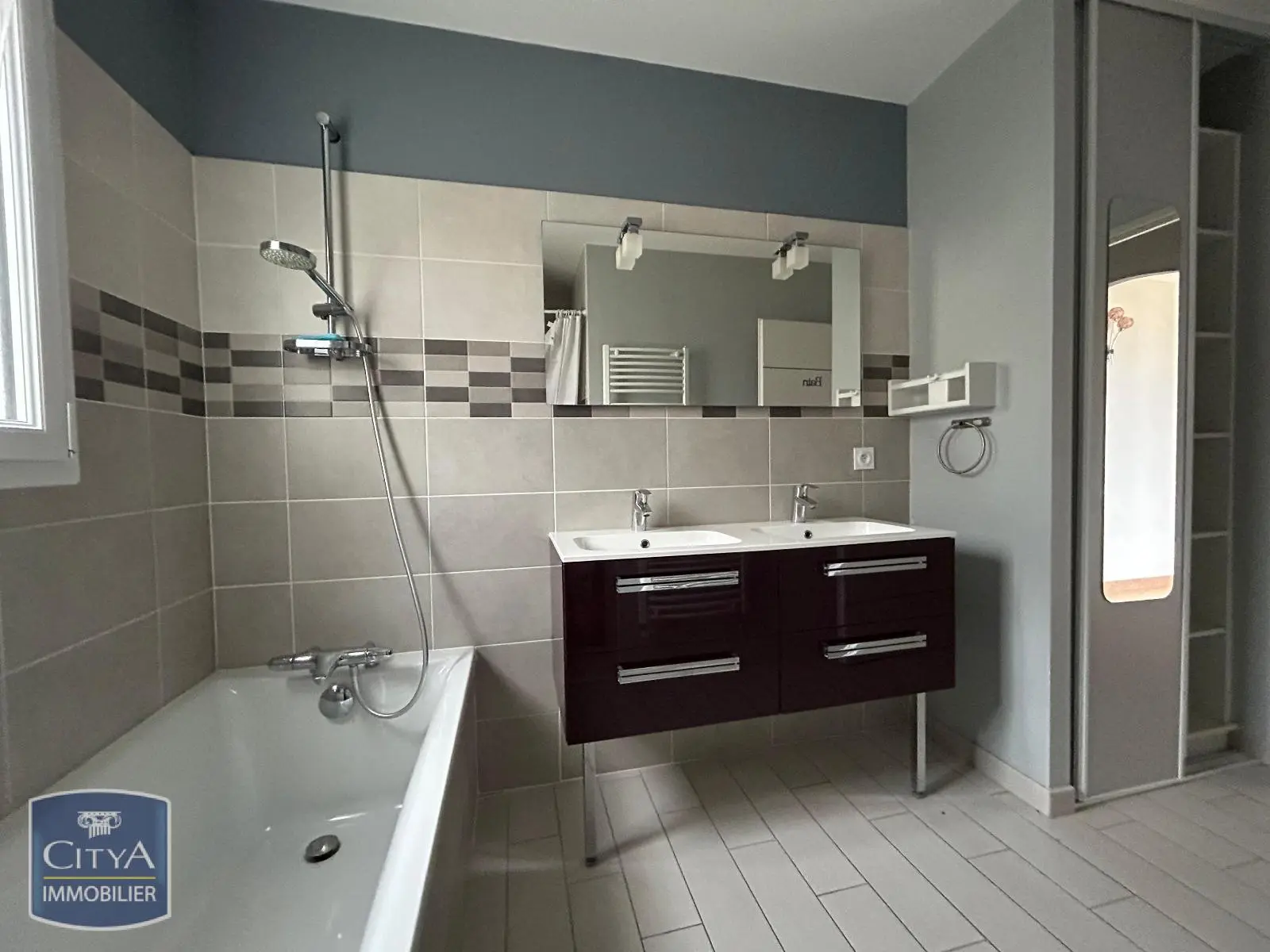 Photo 8 Maison 5 pièces 99m²