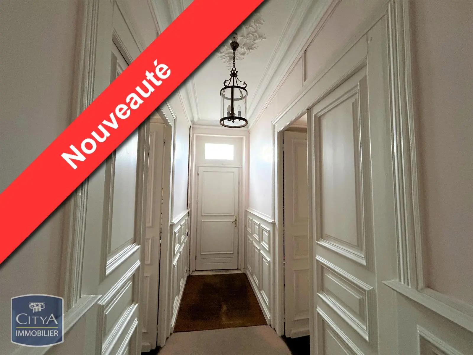 Photo 2 Maison 10 pièces 265m²
