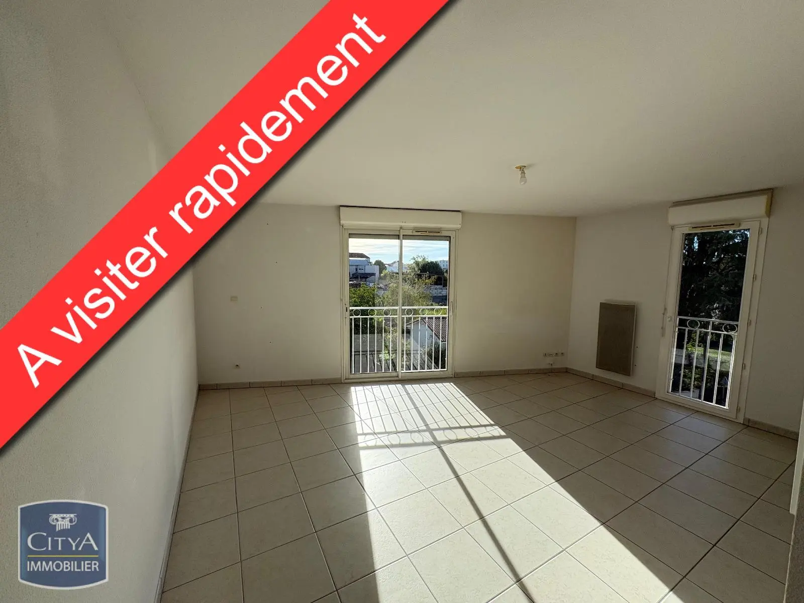 Photo 1 Appartement 1 pièce 32.32m²