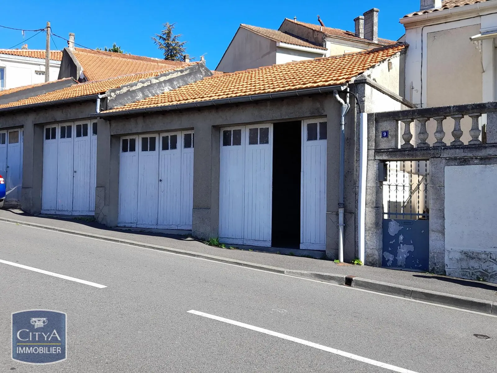 Photo 2 Parking 20m²