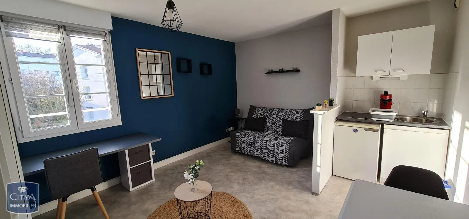 Photo 1 Appartement 1 pièce 21.43m²