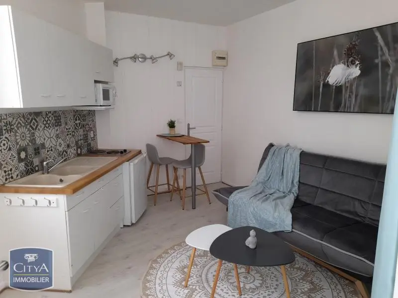 Photo 2 Appartement 1 pièce 17.15m²