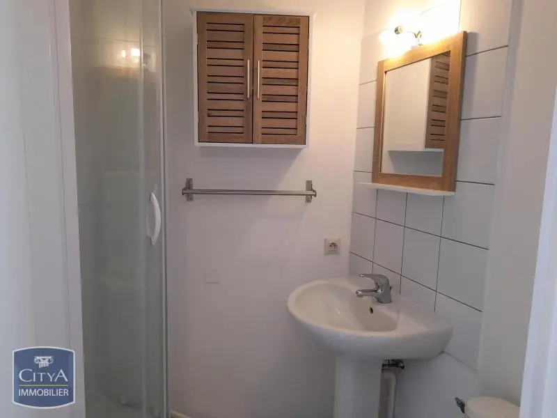 Photo 4 Appartement 1 pièce 15.8m²