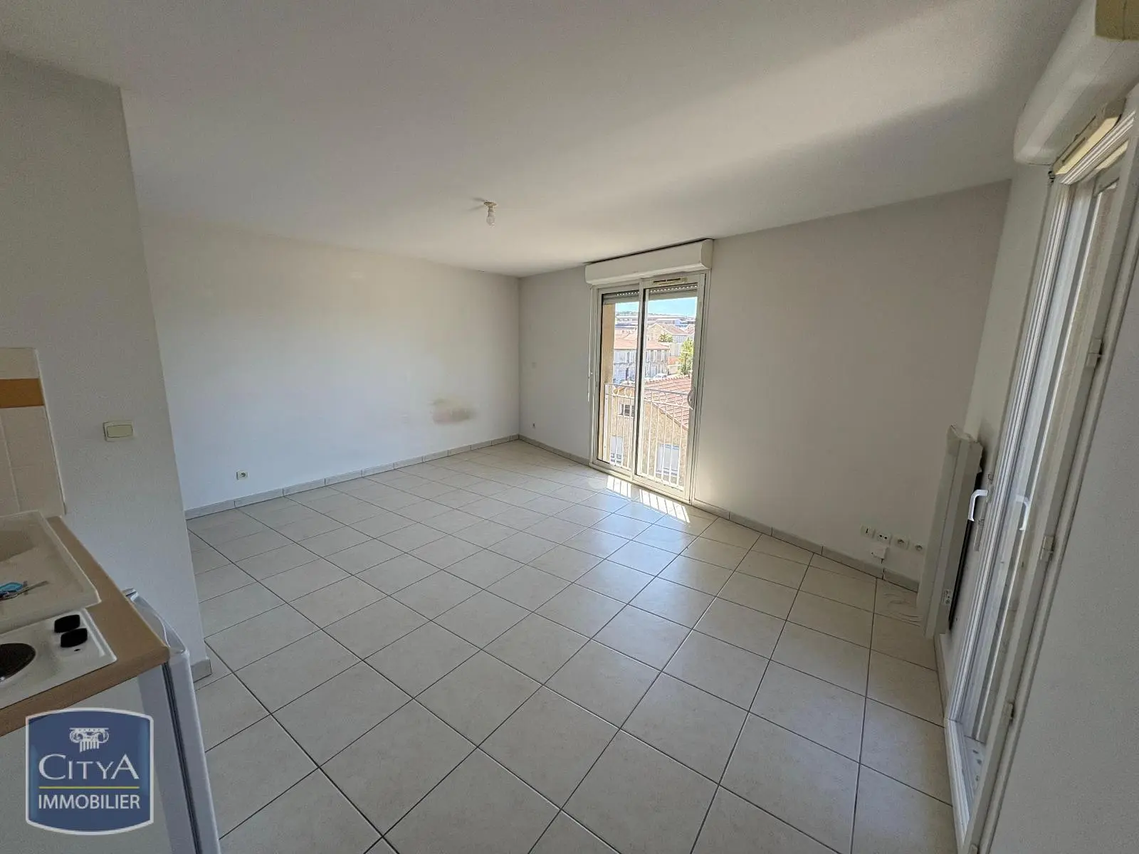 Photo 3 Appartement 1 pièce 32.32m²