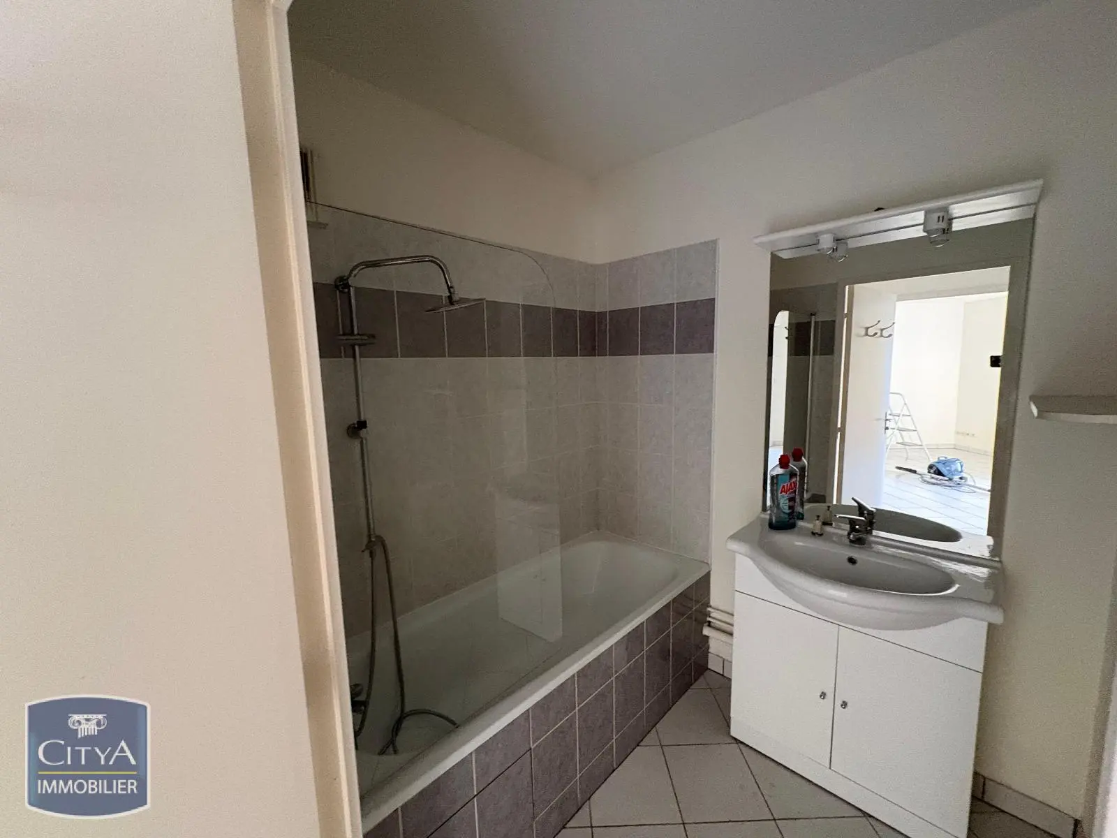 Photo 5 appartement L'Isle-d'Espagnac