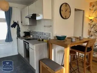 Photo 2 Appartement 1 pièce 30.24m²