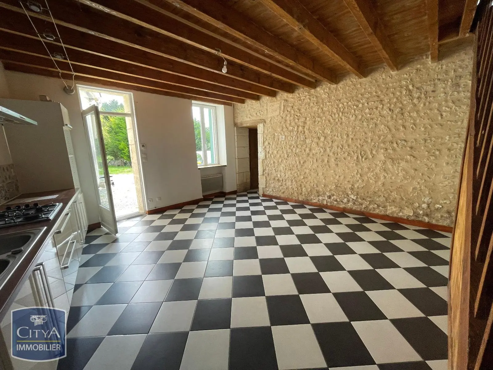Photo 3 Maison 6 pièces 170m²