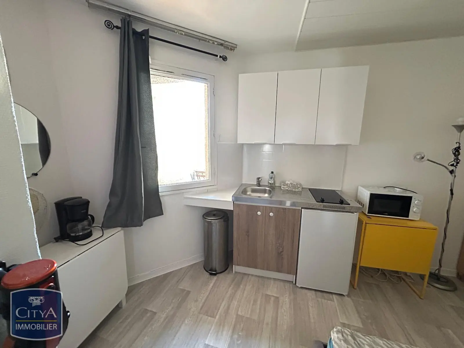 Photo 2 Appartement 1 pièce 13.51m²