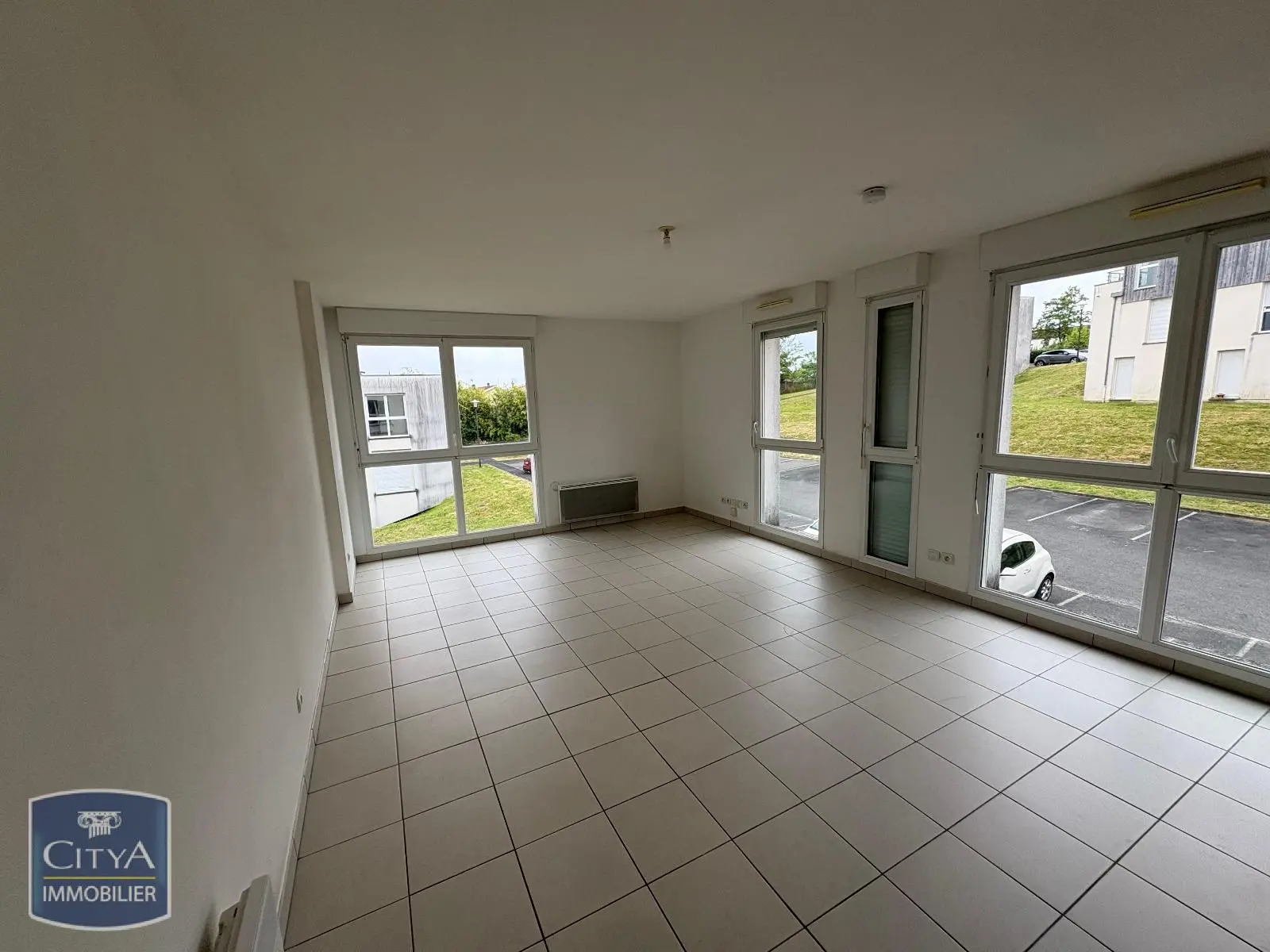 Photo 2 Appartement 1 pièce 35.01m²
