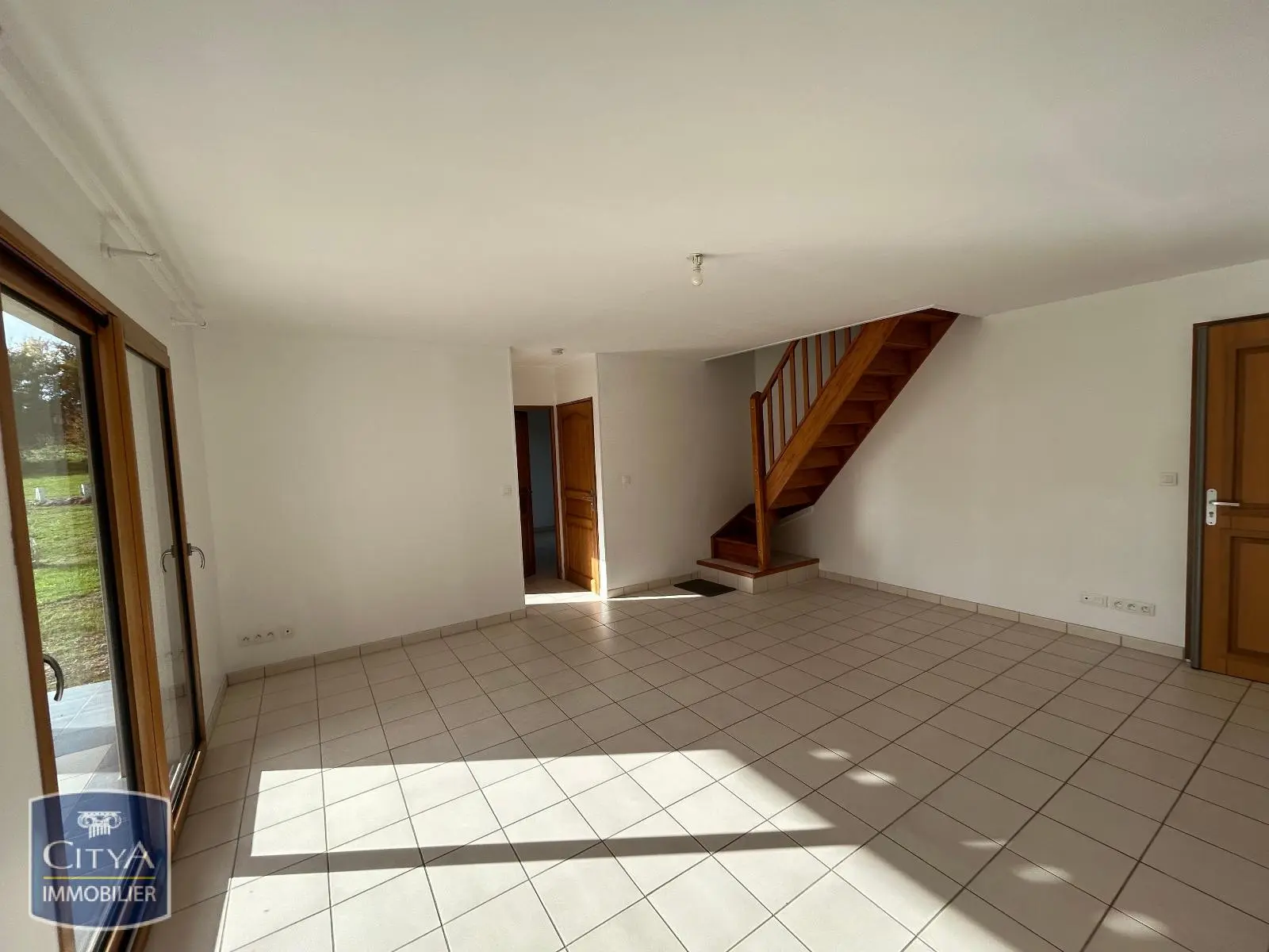 Photo 1 Maison 5 pièces 119.75m²