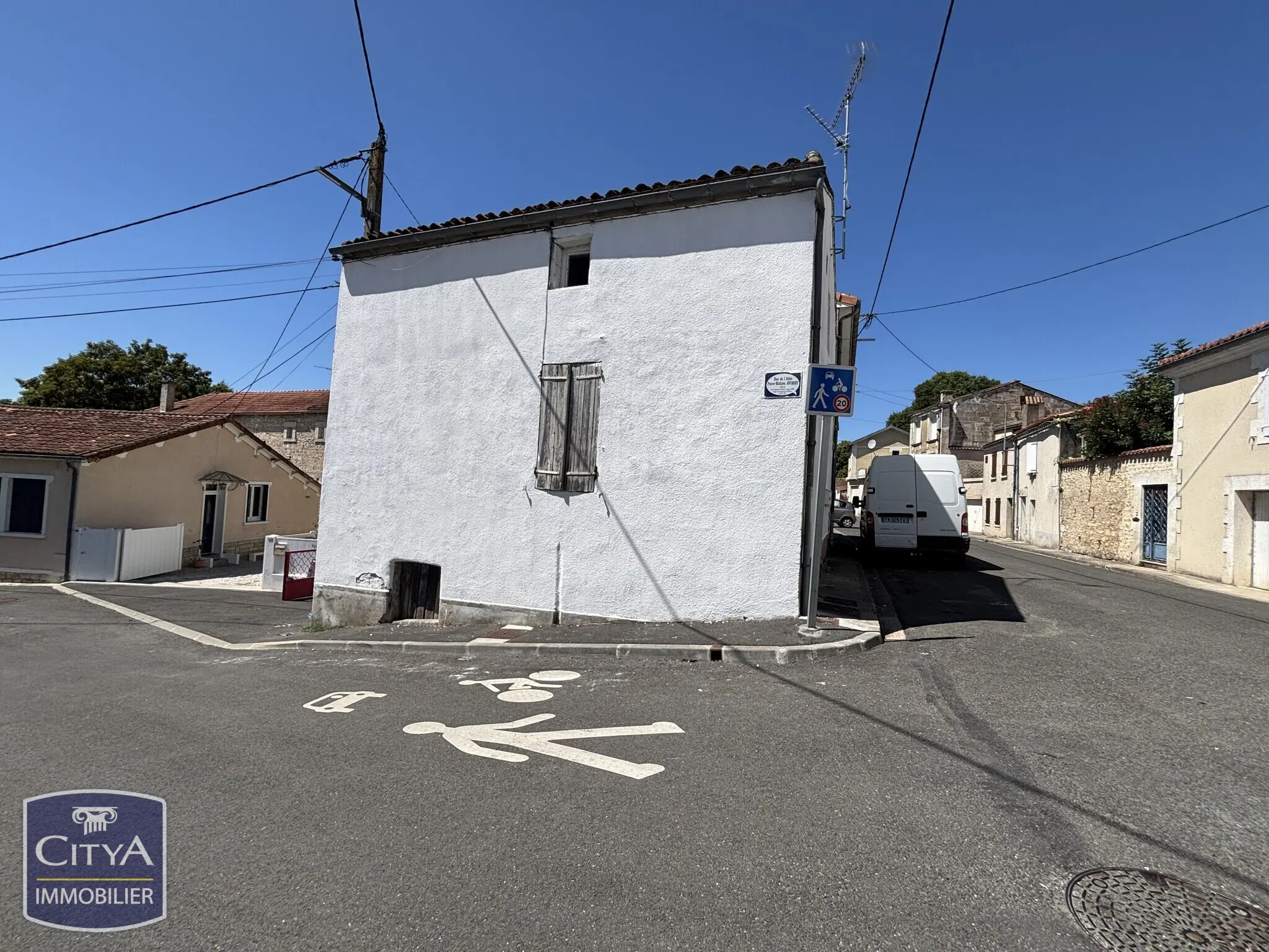 Photo 18 Immeuble 100m²