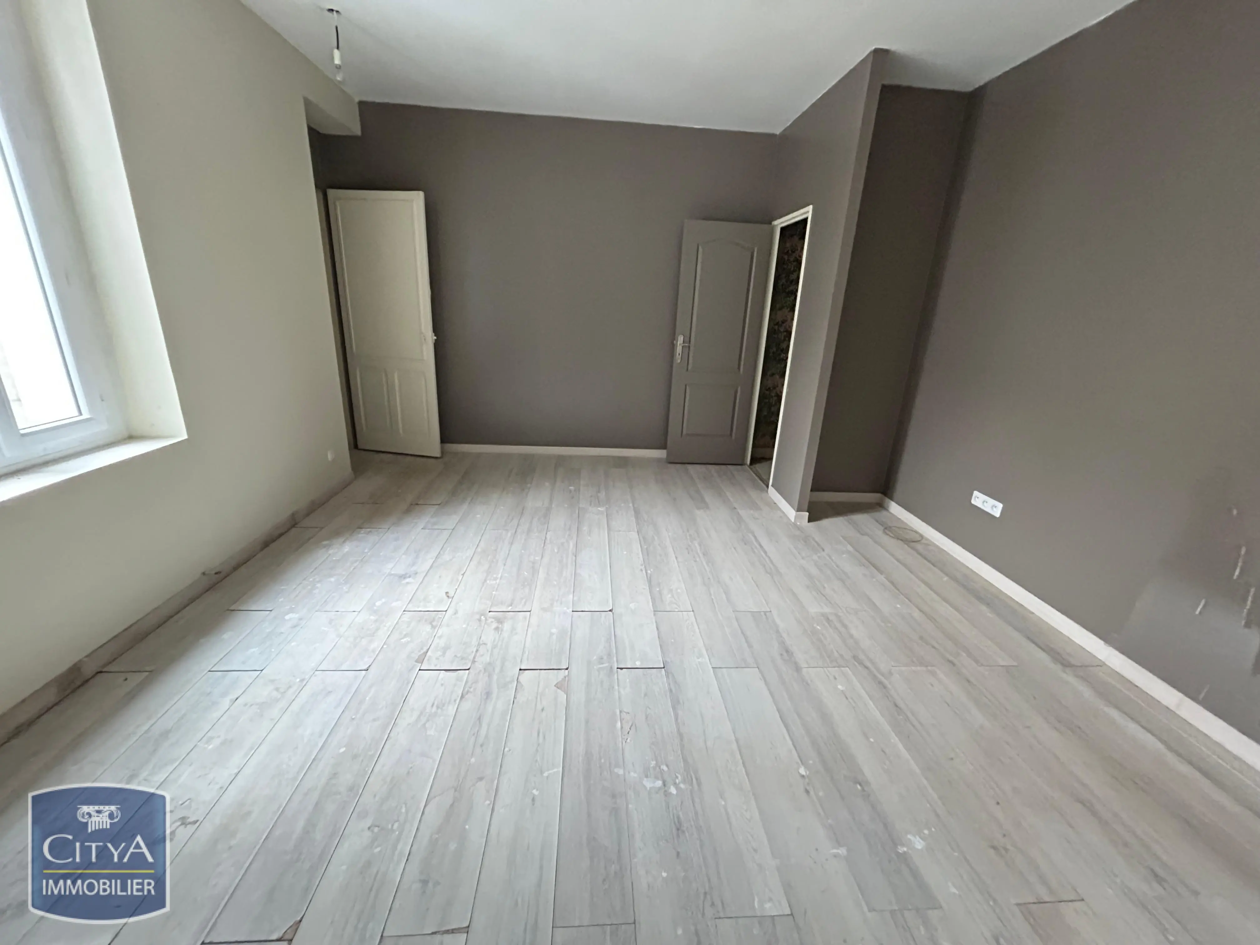 Photo 13 Local Commercial 207m²