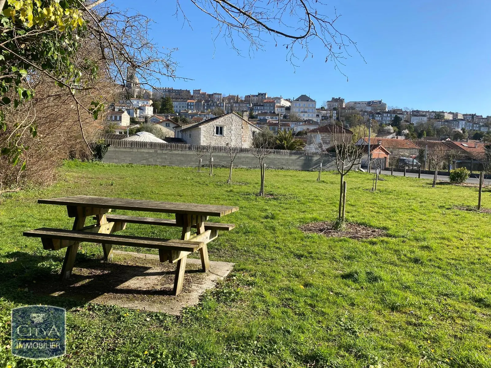 Photo 14 Immeuble 100m²