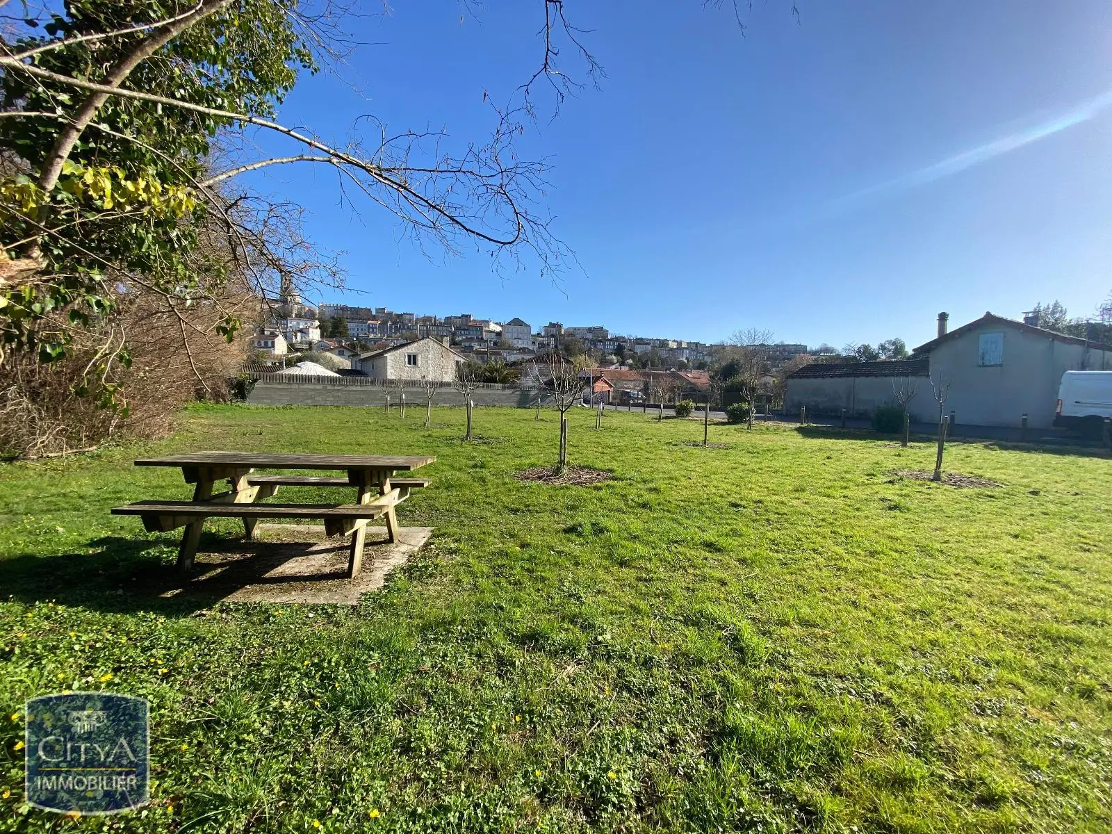 Photo 15 Immeuble 100m²