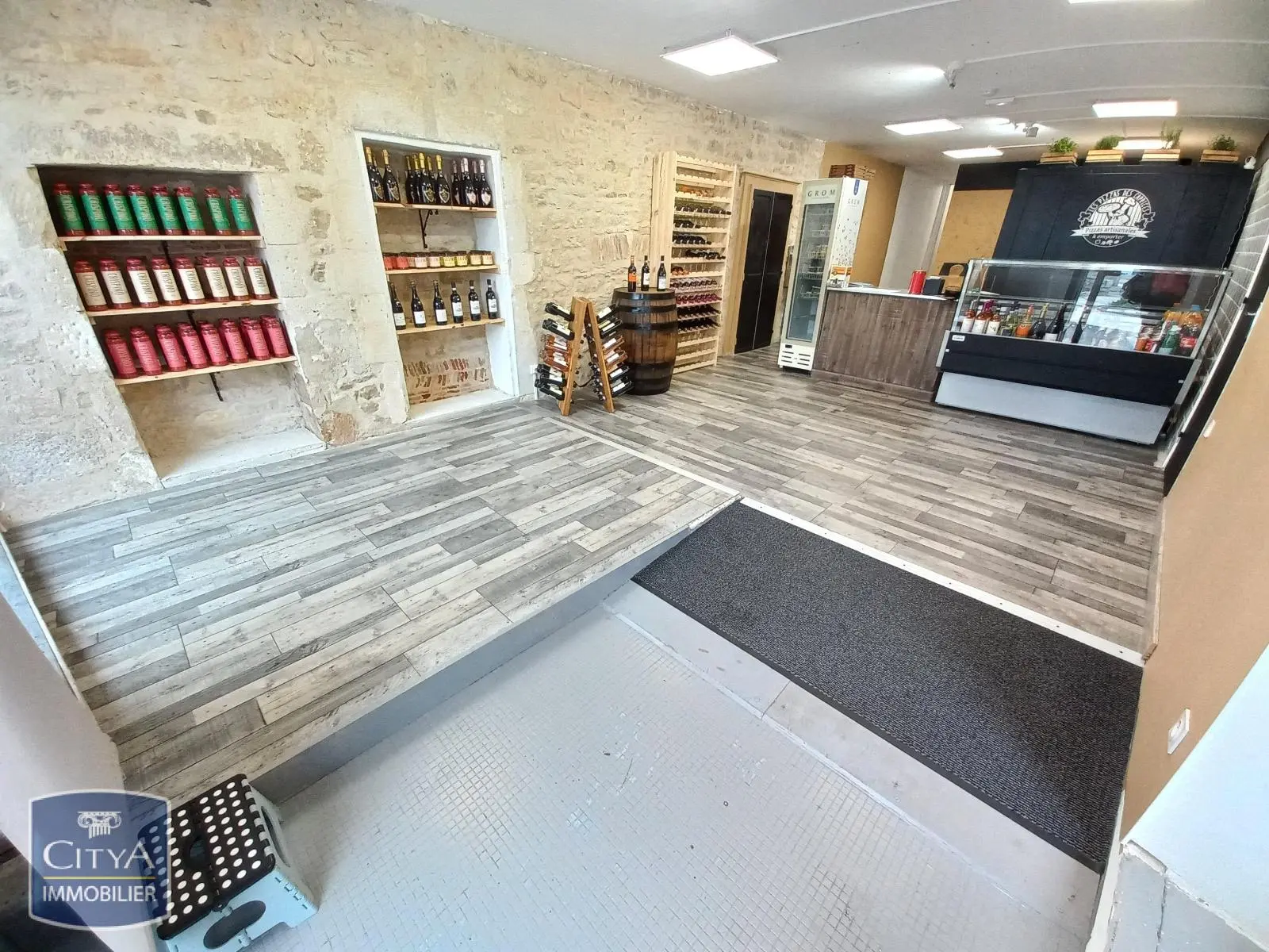 Photo 2 Immeuble 240m²