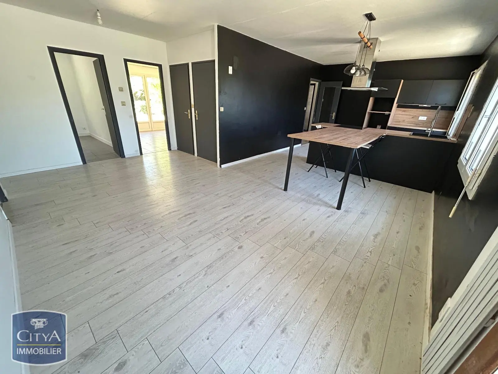 Photo 2 Maison 6 pièces 111m²