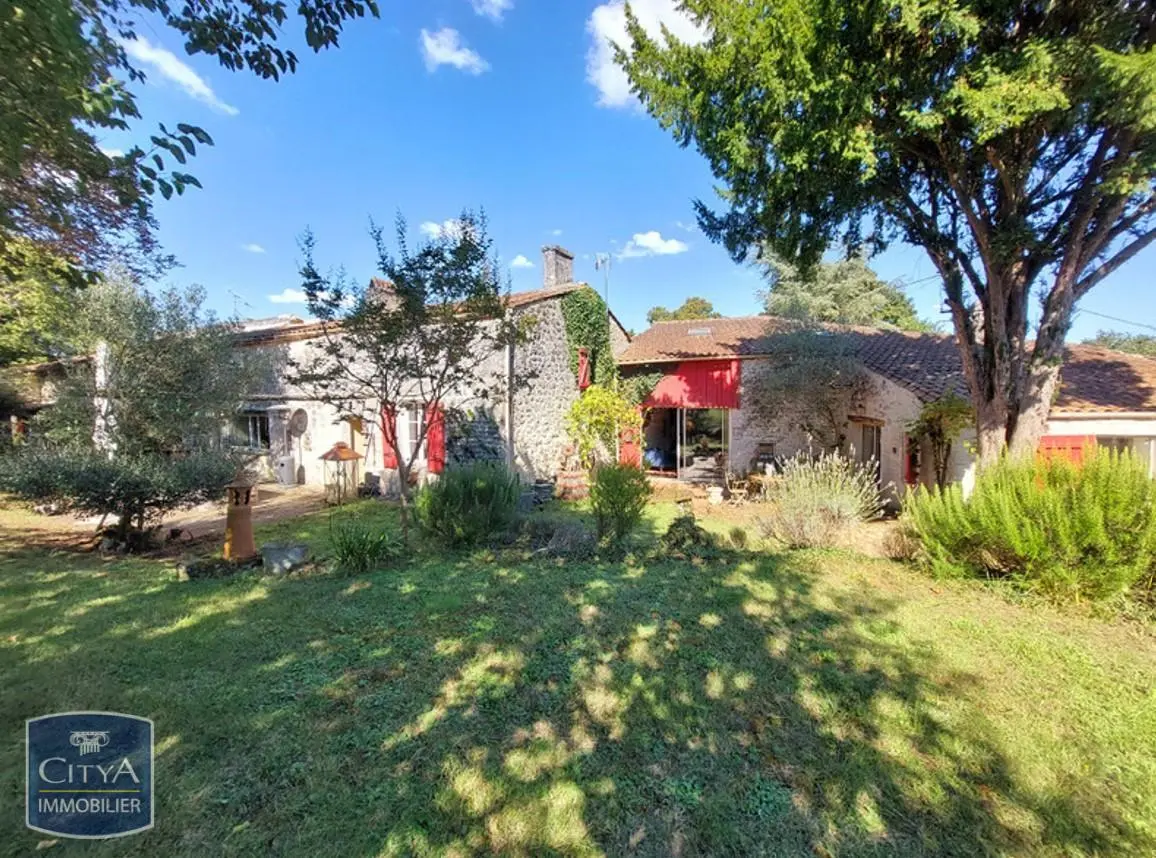 Photo 19 Maison 11 pièces 374m²