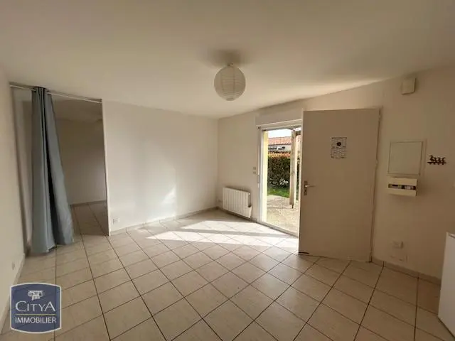 Photo 2 Appartement 1 pièce 33.45m²