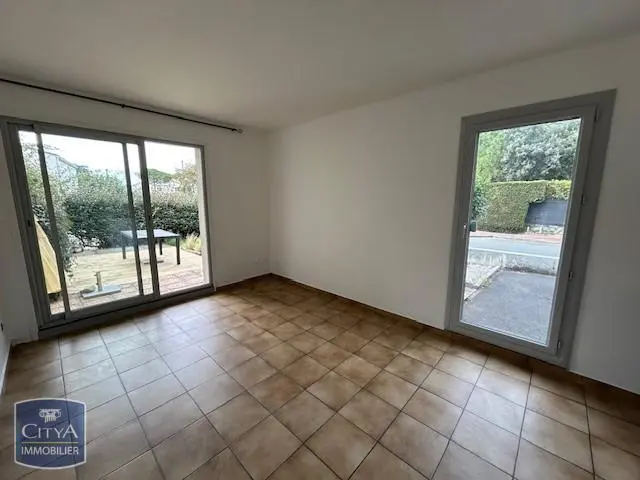 Photo 2 Appartement 1 pièce 29.41m²