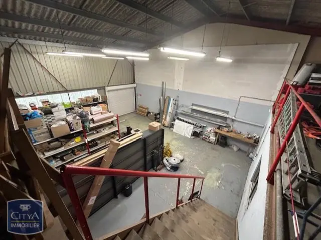 Photo 10 Local Commercial