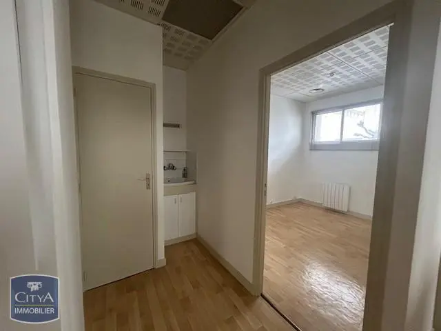 Photo 8 Local Professionnel