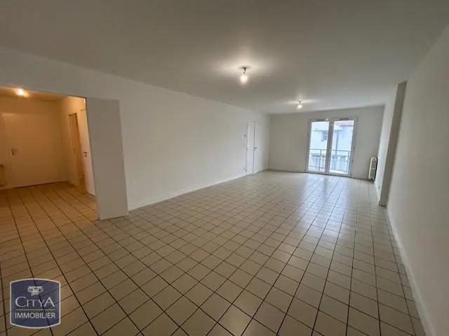 Photo 1 Appartement 4 pièces 110.16m²
