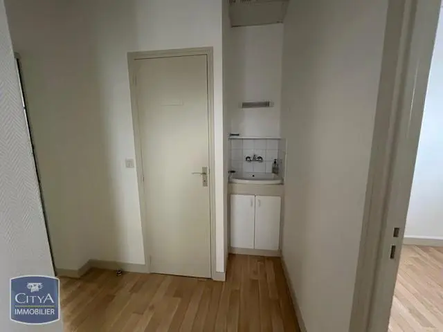 Photo 9 Local Professionnel