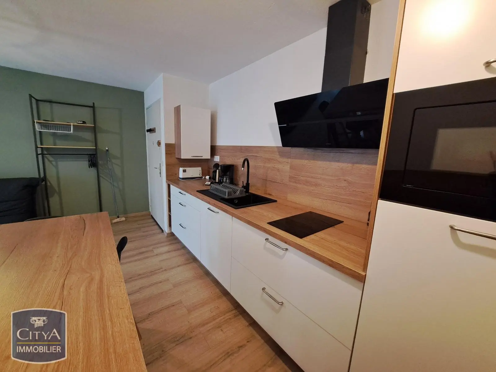 Photo 4 Appartement 1 pièce 27.1m²