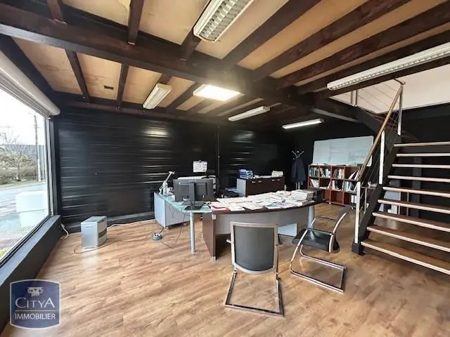 Photo 5 Local Commercial