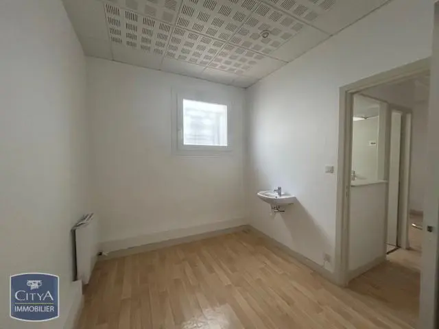 Photo 3 Local Professionnel