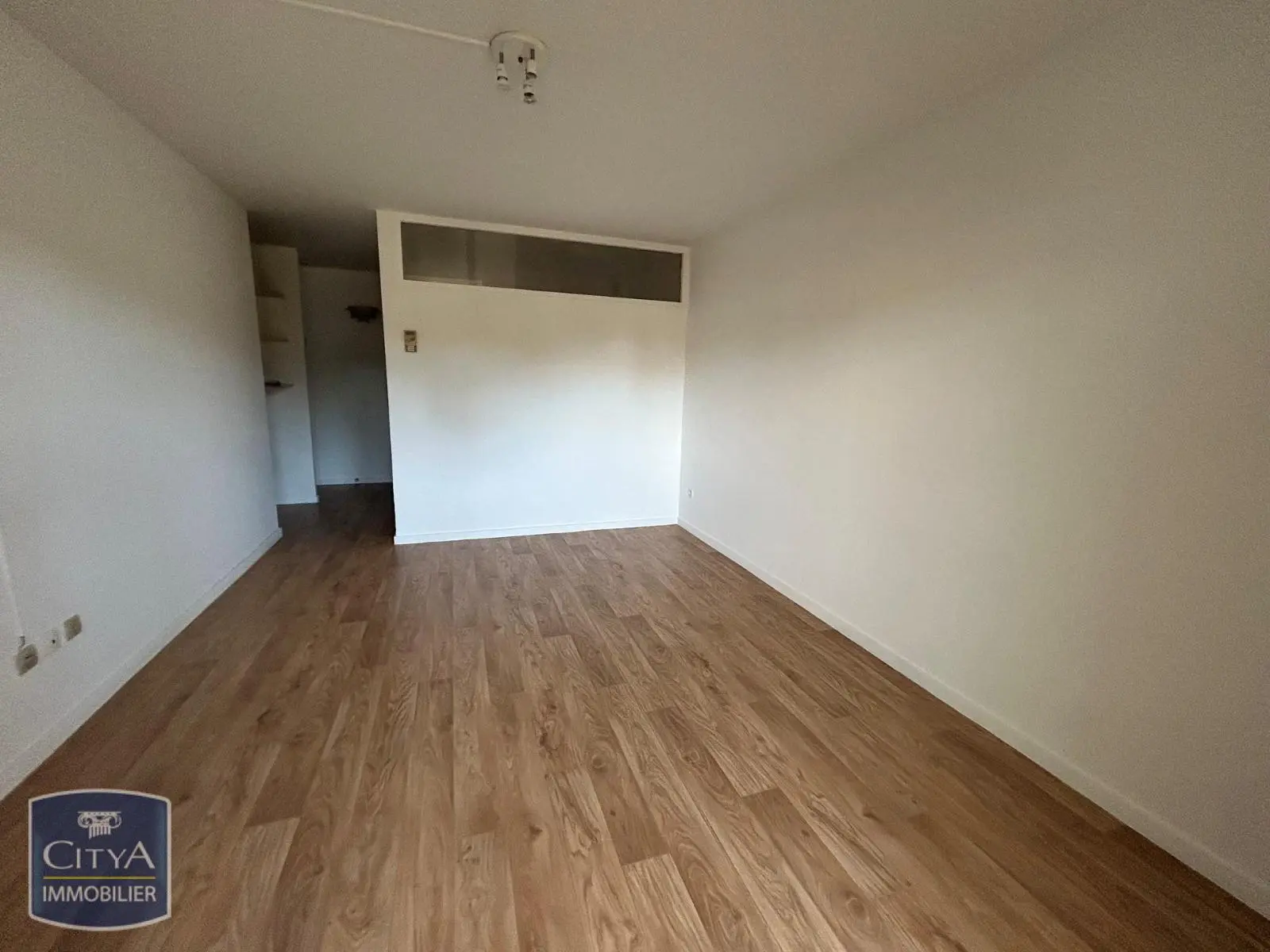 Photo 2 Appartement 1 pièce 26.05m²