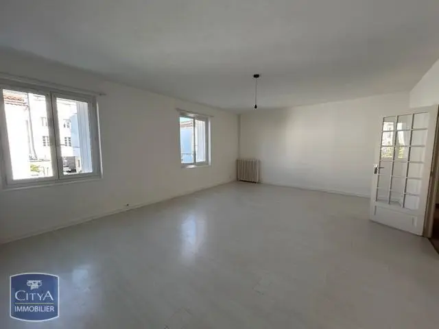 Photo 1 Appartement 3 pièces 82.18m²