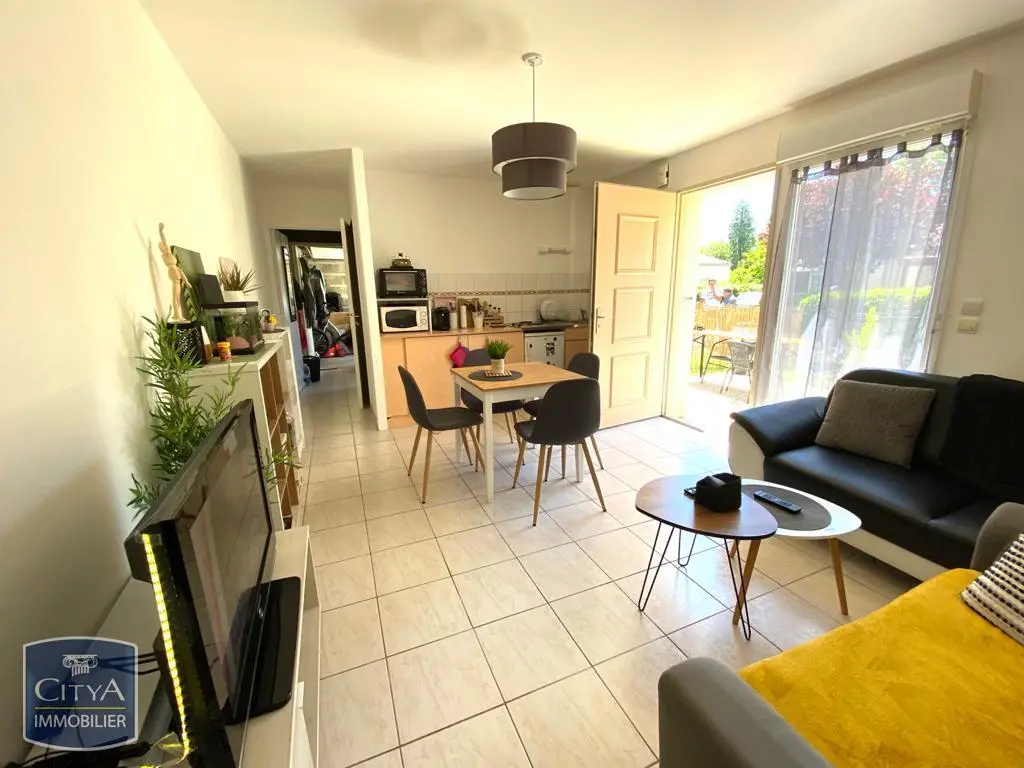 Photo 3 Appartement 1 pièce 32.53m²